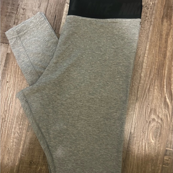 Nike women’s Gray and Black Joggers - Picture 1 of 3